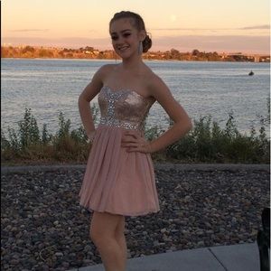 FINAL PRICE!!! Gorgeous short prom dress!!!